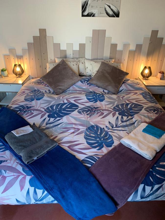 Bed and Breakfast Domaine De La Madeleine Игранд Экстерьер фото